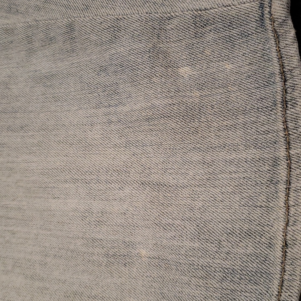 ARTICLES OF SOCIETY nwot NANCY Bermuda Jean Shorts Paint Distressed Women's 31 - Picture 2 of 16